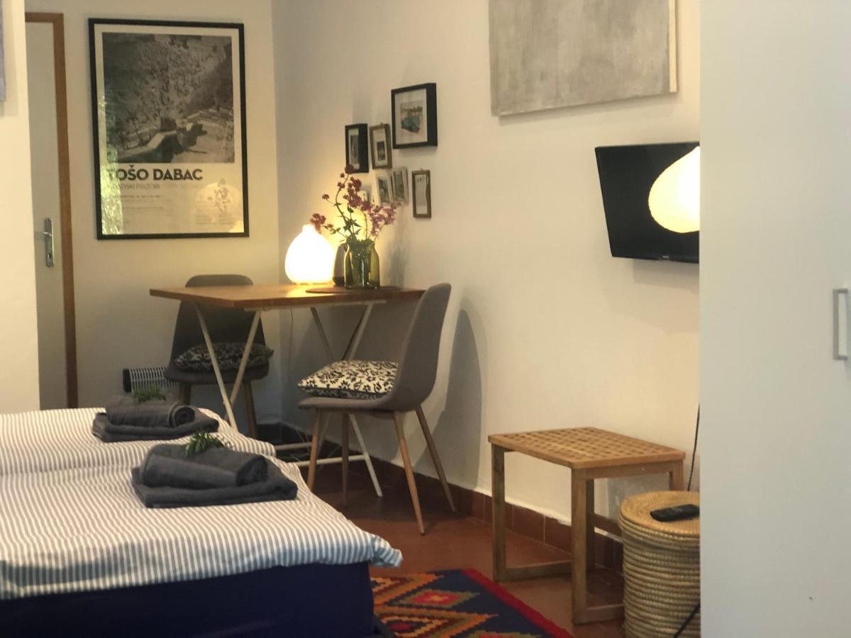 Miomir Apartment *